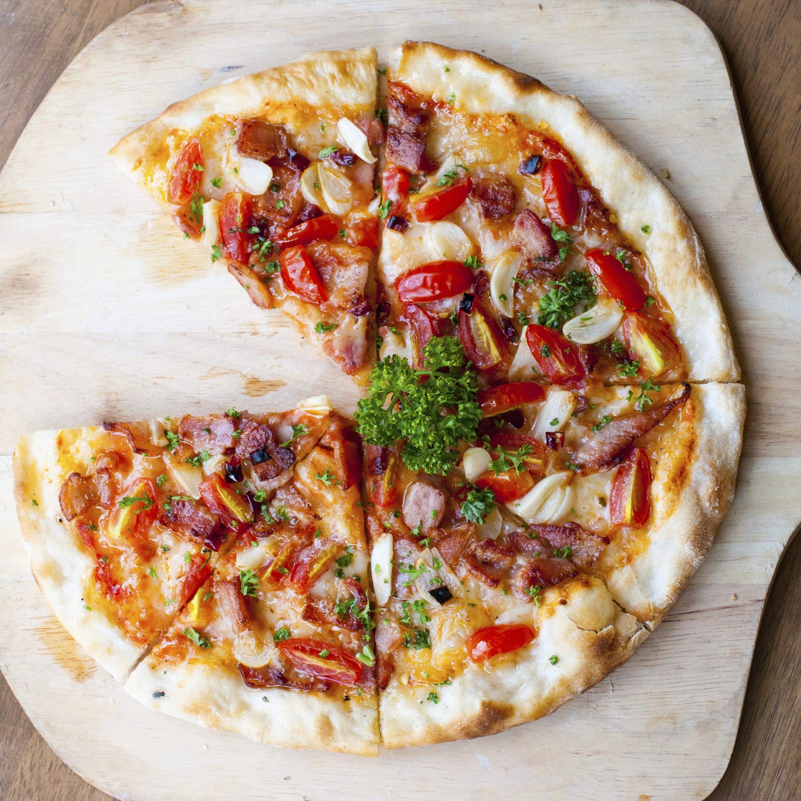 Cuisinart serving pizza on table showing easy serving and style