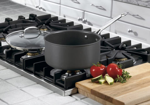 Cuisinart saucepan size comparison with fruit to show capacity and kitchen scale