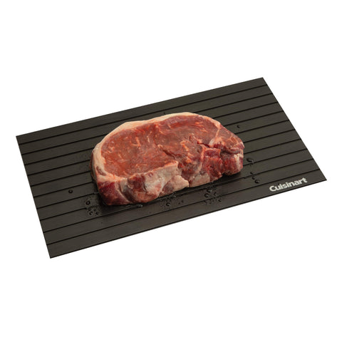 Cuisinart tray with steak and vegetables showing versatile thawing for meals benefit