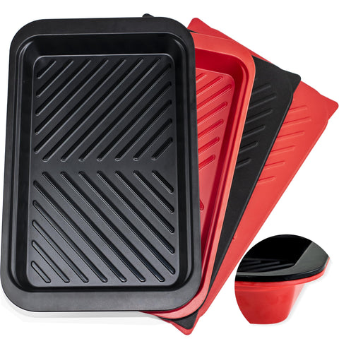Czlizdyt front view of red and black trays showing lids and compact set, convenient organization