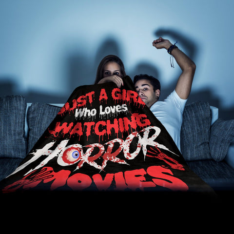 Daijizaio in use during movie night showing comfort and spooky vibe