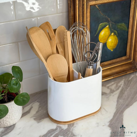 DAILY RITMO utensil holder in use on countertop keeping tools organized