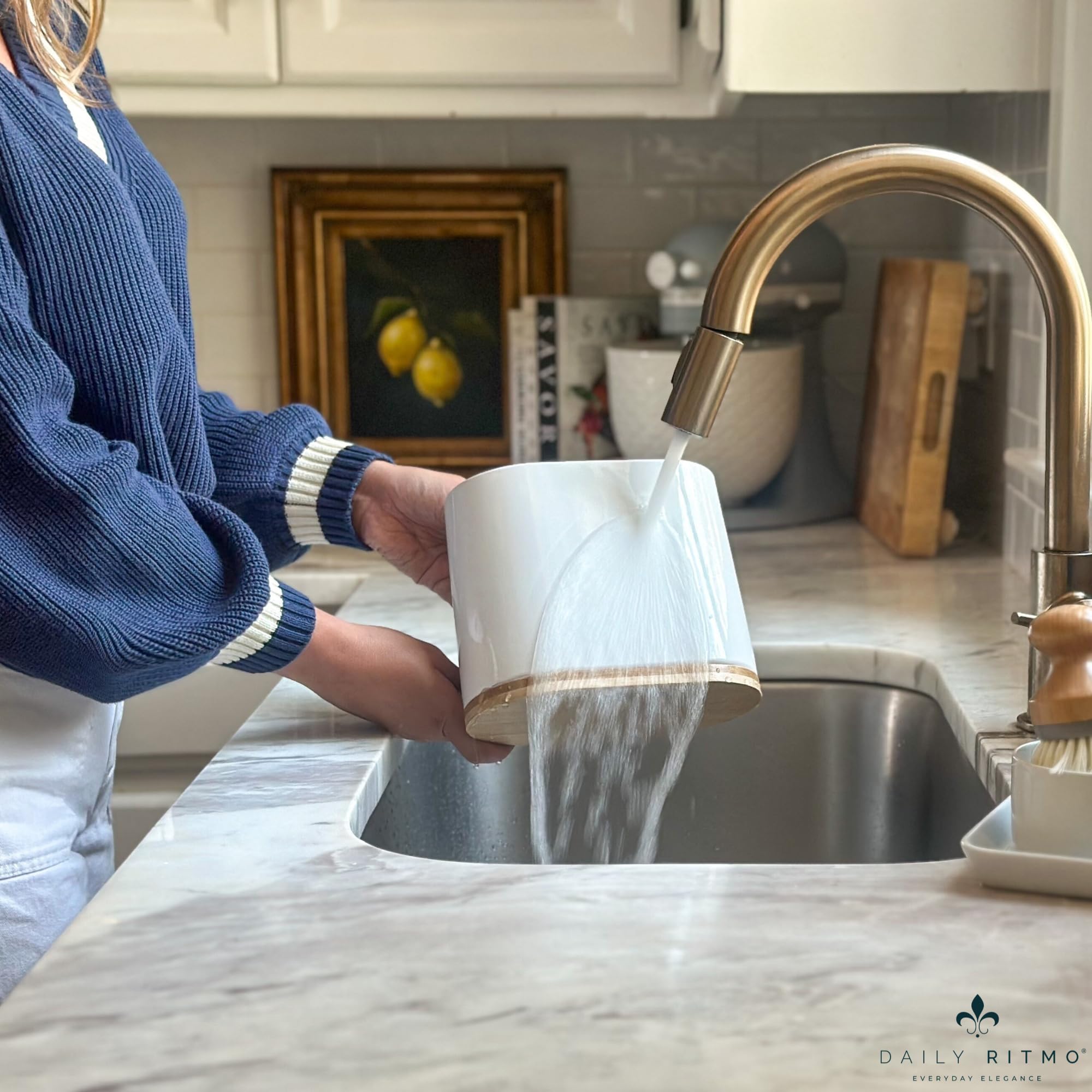 DAILY RITMO utensil holder styled in a kitchen offering tidy, stylish storage