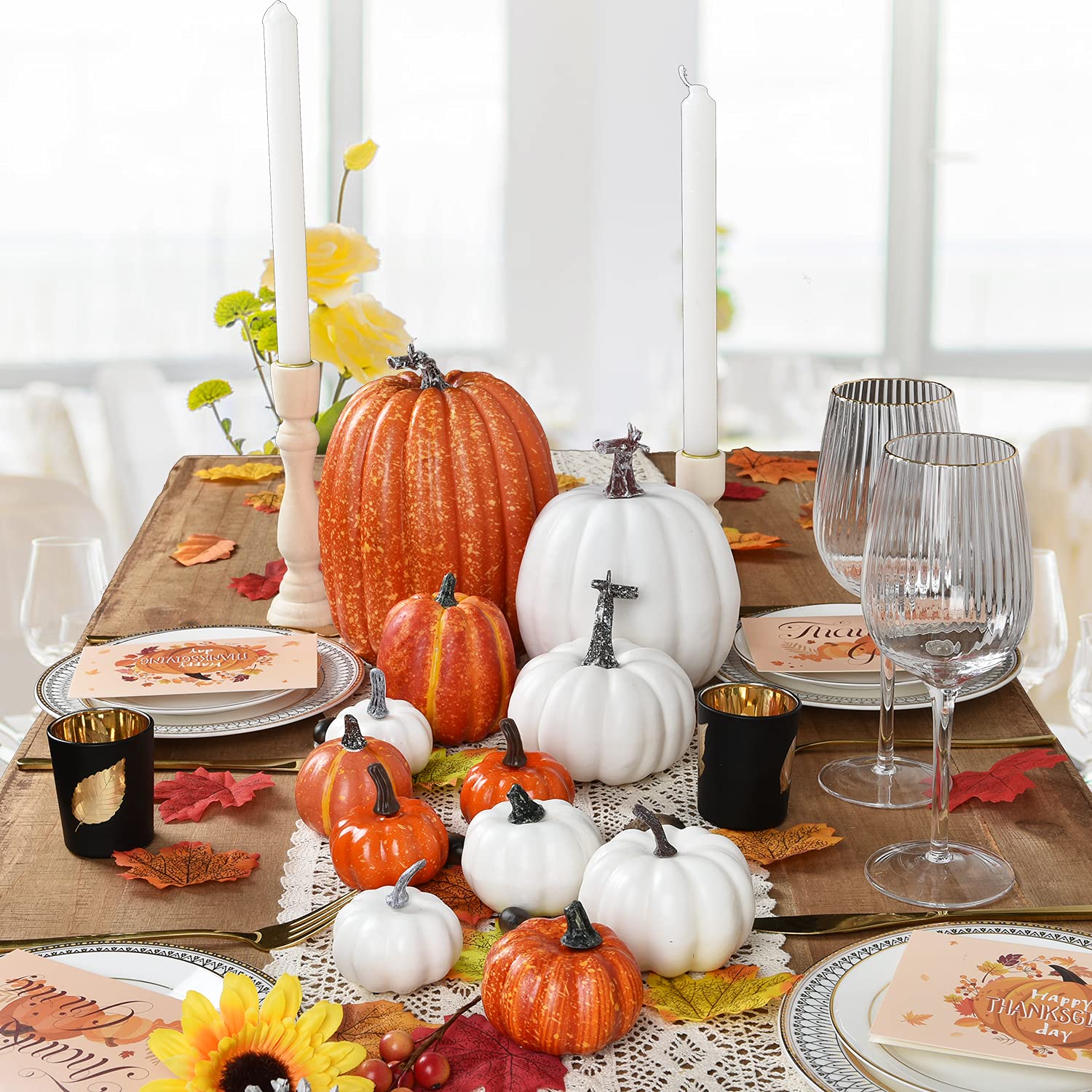 DearHouse cluster of mini pumpkins closeup illustrating craft-friendly size and detail