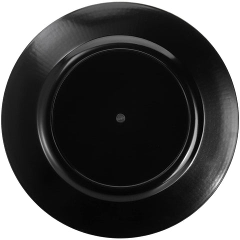 DEAYOU charger beside a dinner plate to show 13-inch scale and fit advantage