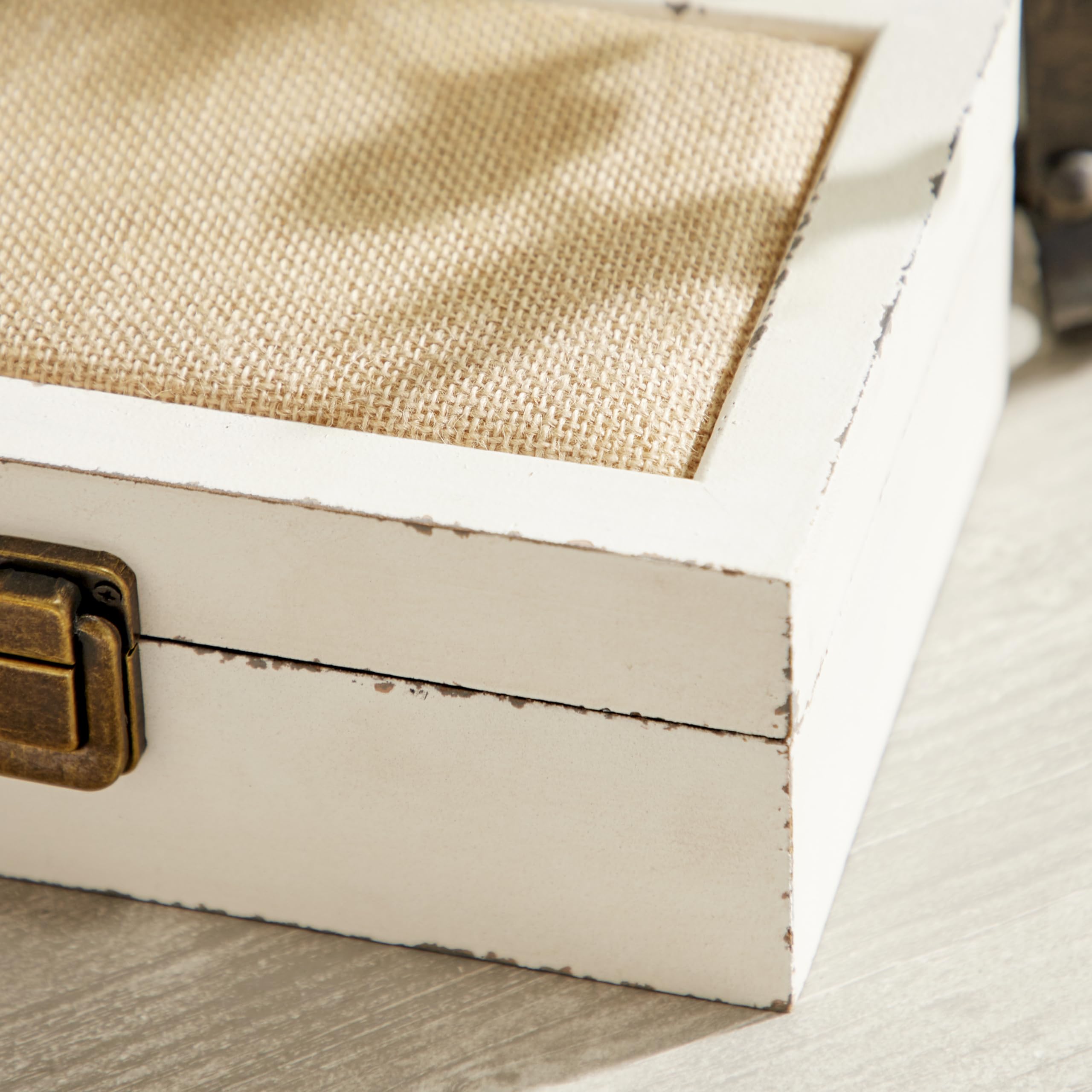 deco 79 close-up of burlap panel highlighting tactile texture and visual depth