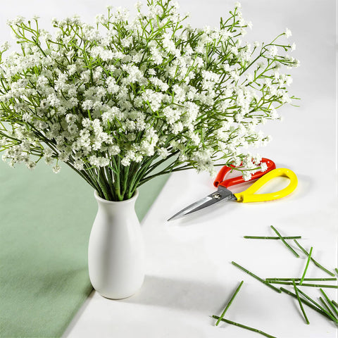 DEEMEI bouquet centerpiece in glass vase showing full filler effect for events