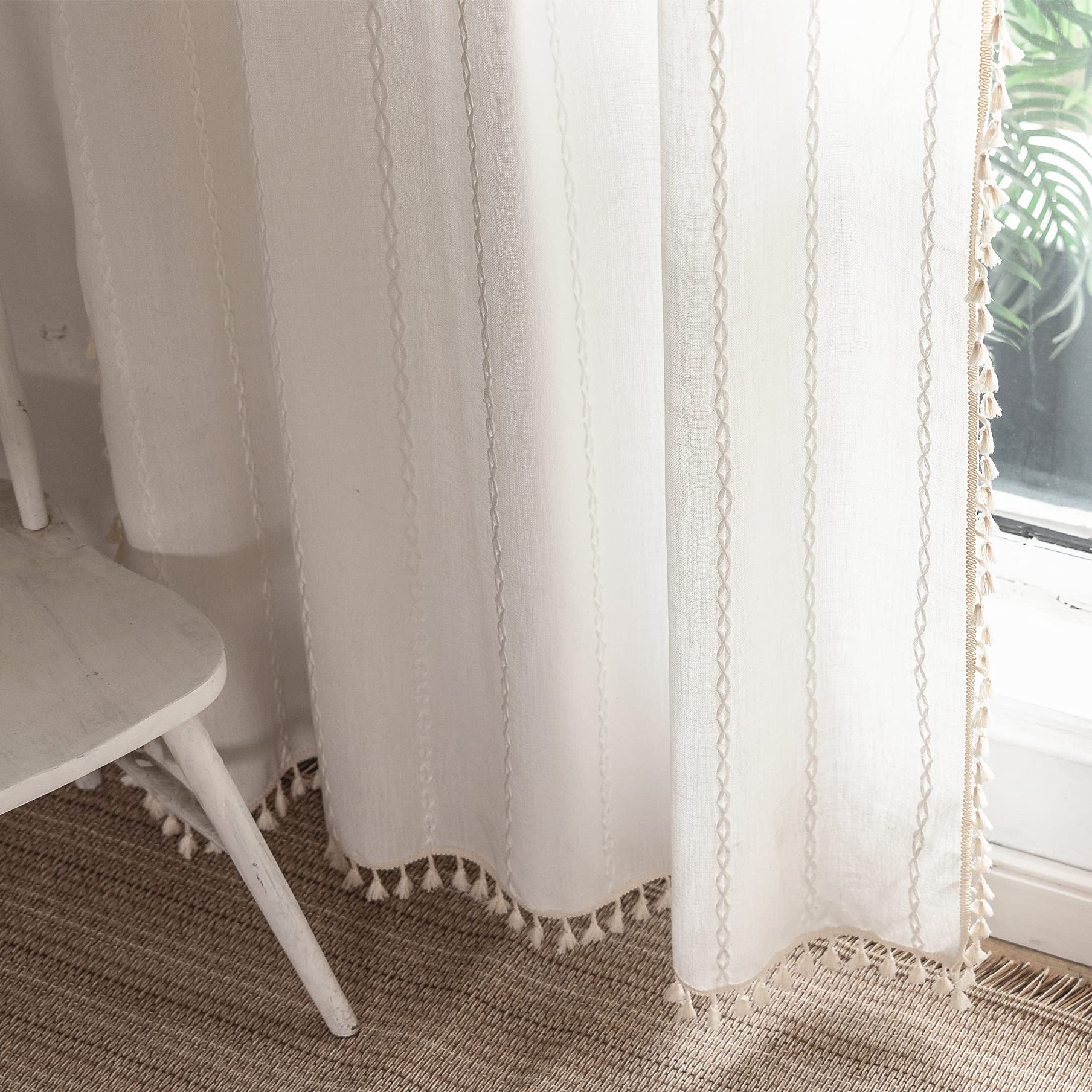 Deeprove curtain hanging in styled bedroom adding cozy ambiance