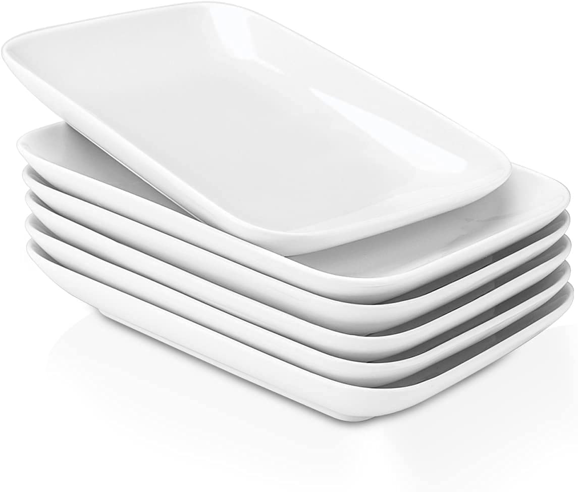 DELLING front view of rectangular plates shows clean white finish and modern look