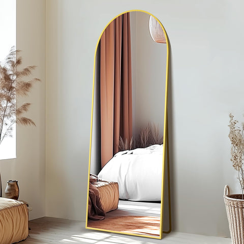 Delma frame close-up showing aluminium detail and rust-resistant durability