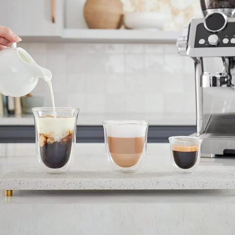 De'Longhi double-wall detail showing insulation and cool-to-touch exterior benefit
