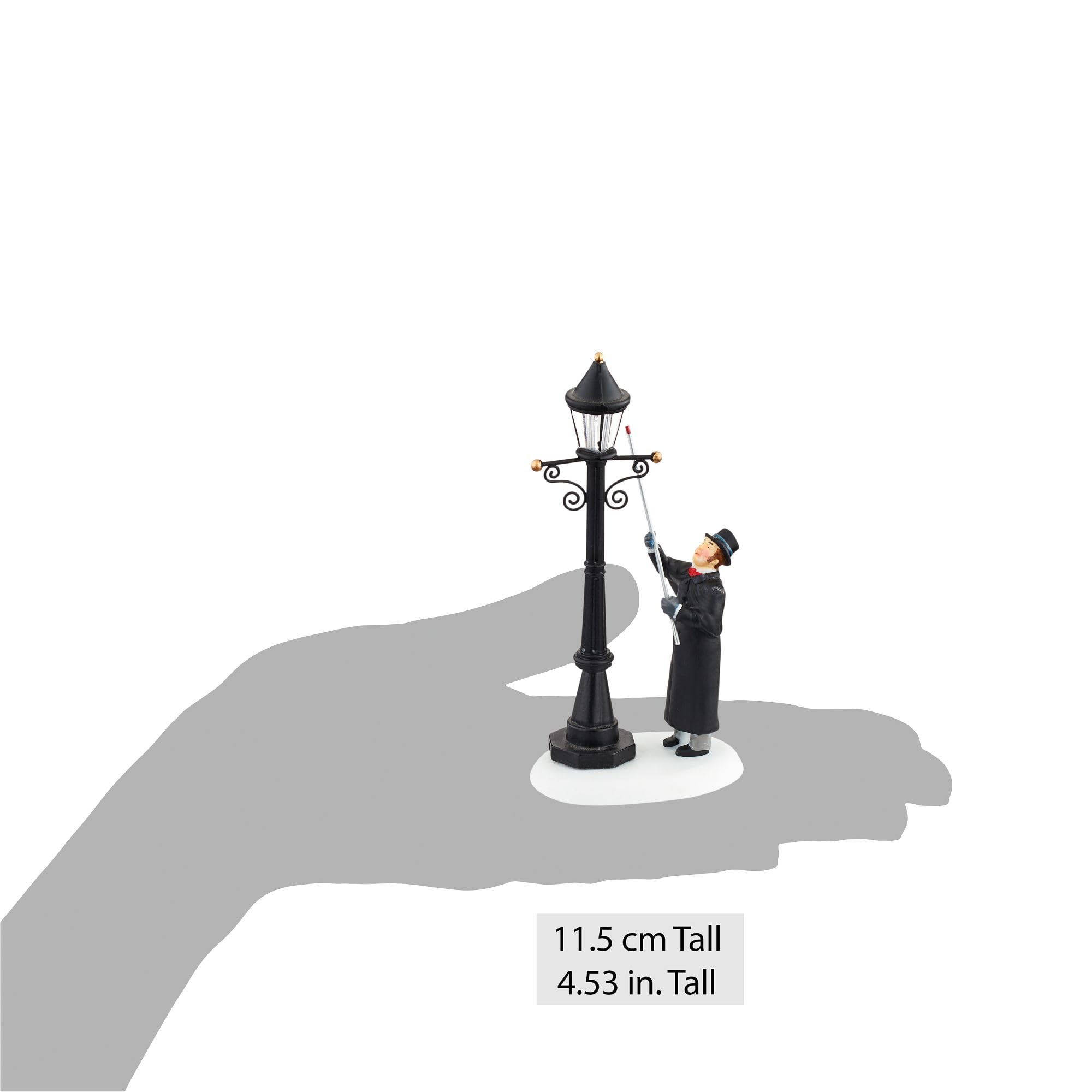 Department 56 close detail of lamp post texture and hand-finished paintwork for realism