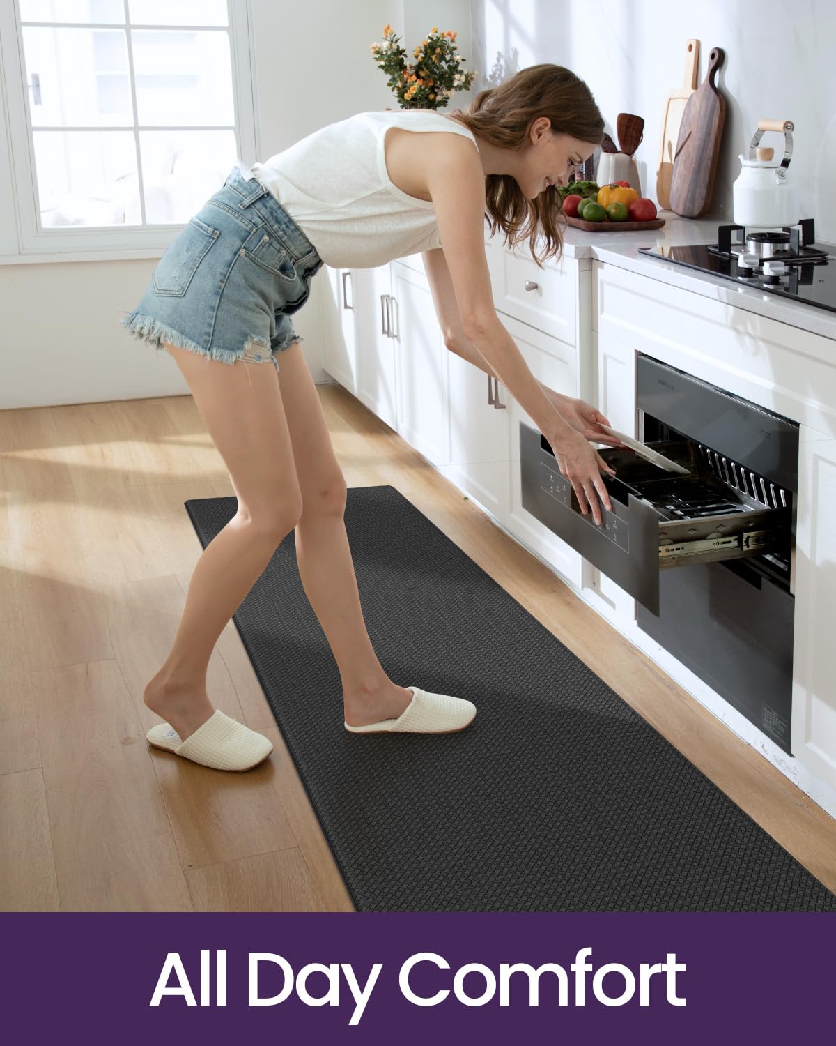 DEXI close-up of memory-foam texture showing soft cushioning for reduced foot pressure