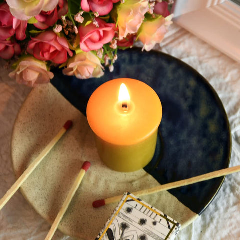 DEYBBY candle burning in votive holder benefit: even melt and safe use