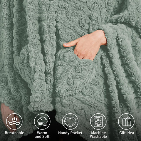 Dgsfmi pocket and button detail showing secure storage and anti-slip fasten
