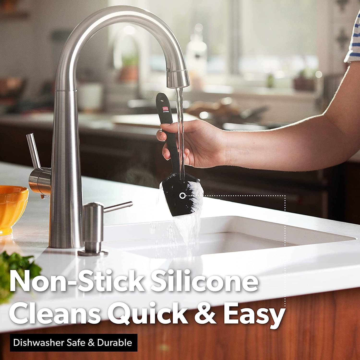 di oro spatulas loaded in dishwasher rack showing hassle-free cleanup convenience