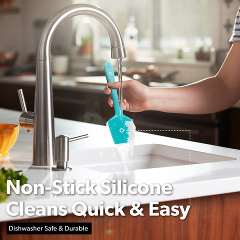 di oro Living spatula handle close-up showing ergonomic grip for comfort