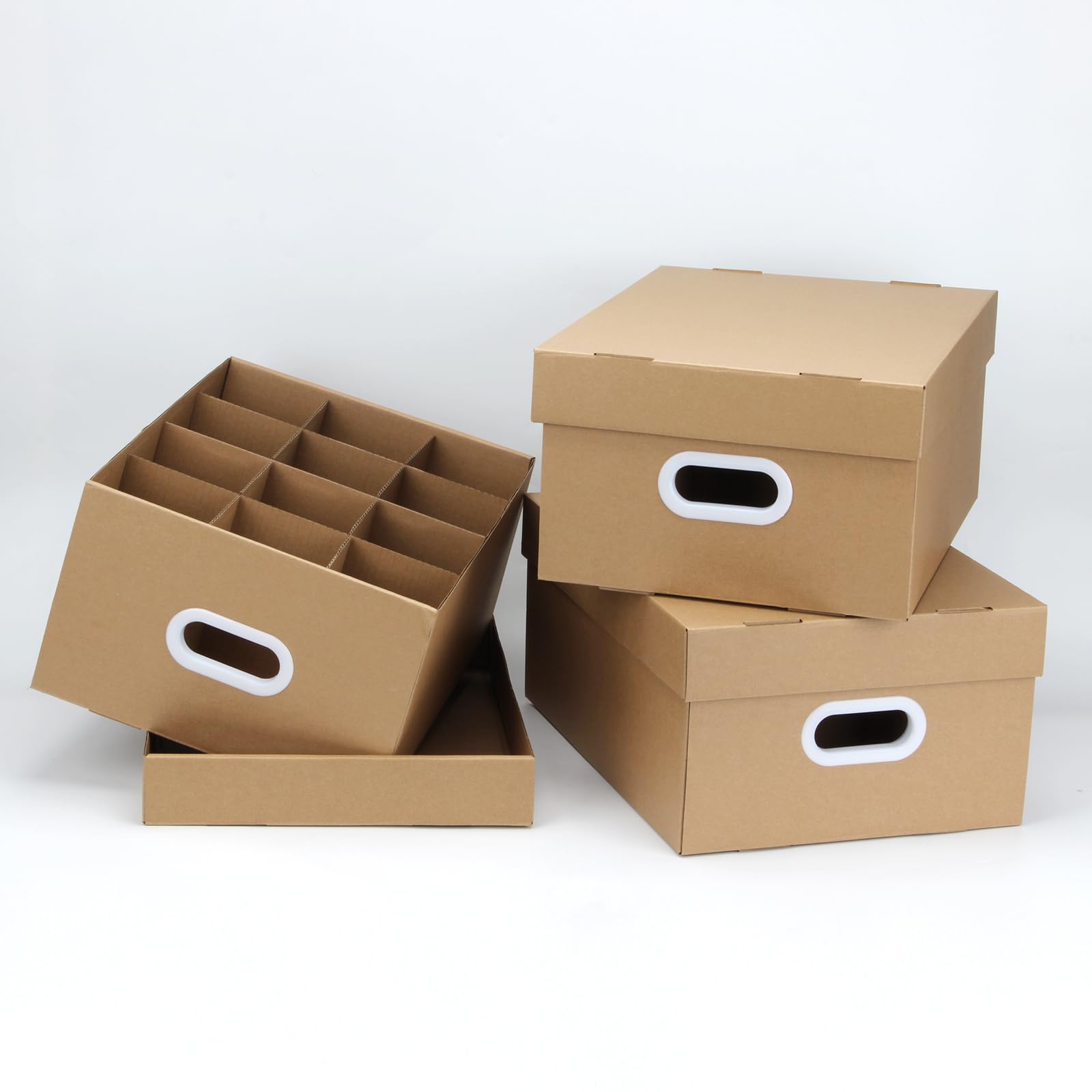 DIICCYO box beside ruler showing accurate dimensions