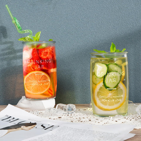Dingerjar serving cocktails on tray showcasing entertaining-ready benefit