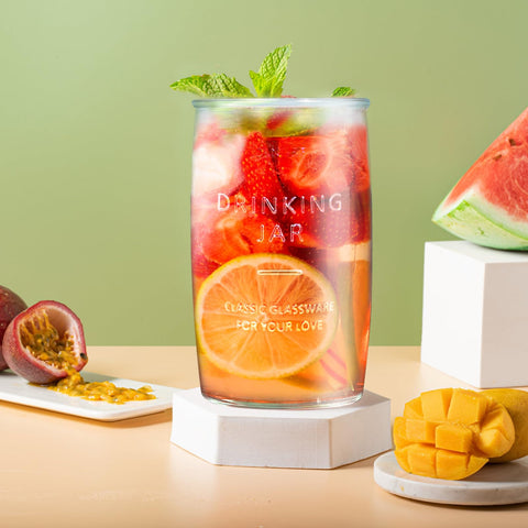 Dingerjar filled with iced lemonade demonstrating 20 oz capacity benefit