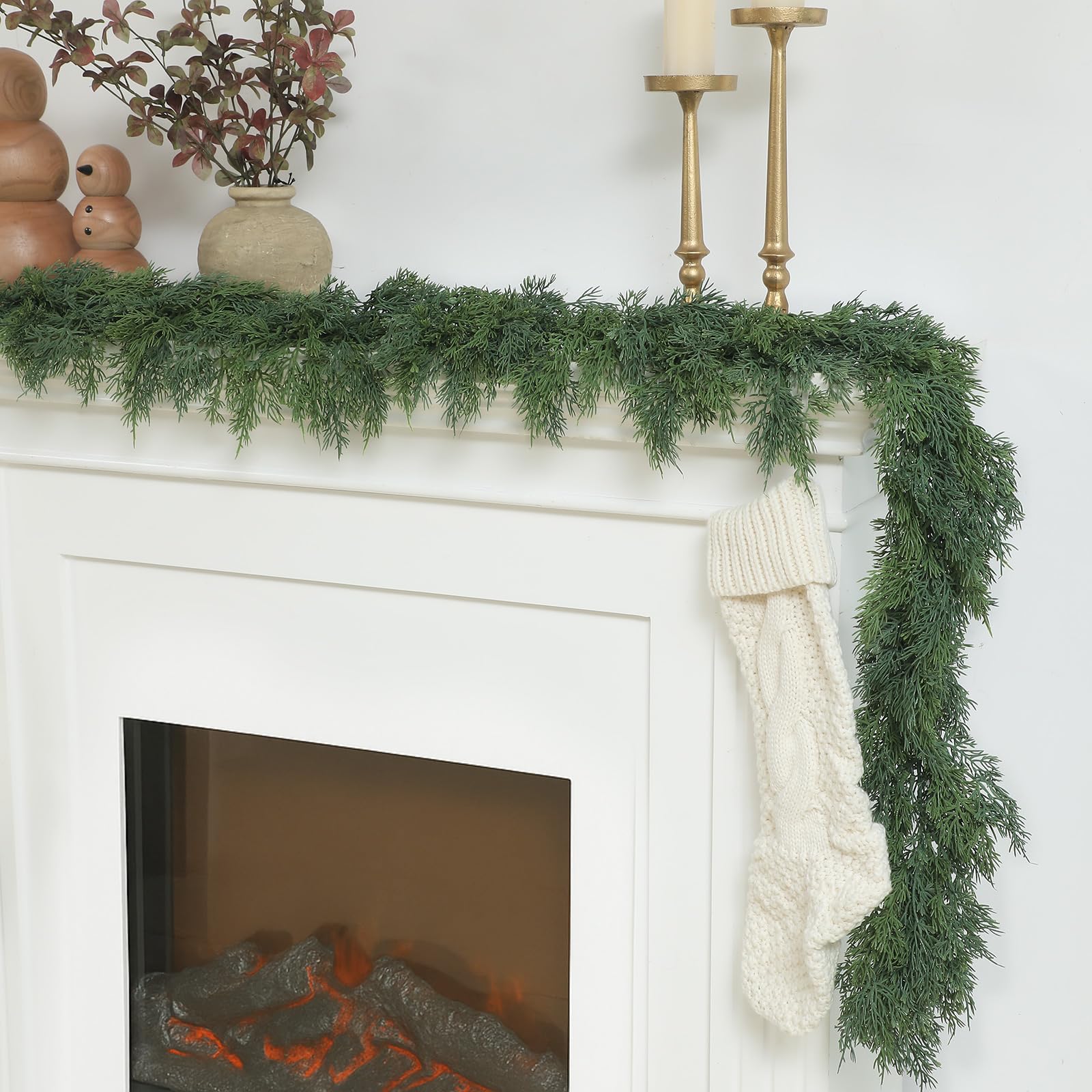 Dingion garlands packed in a storage box showing neat seasonal storage
