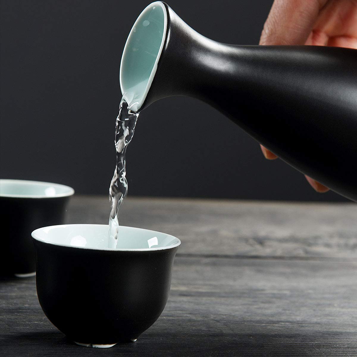 Dltsli ceramic glaze texture close-up highlighting thermal-shock resistance and durability