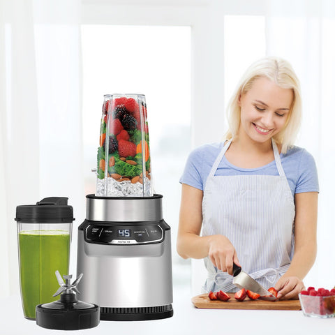 Dmsmisi cup attached to blender base blending smoothie for fast meal prep