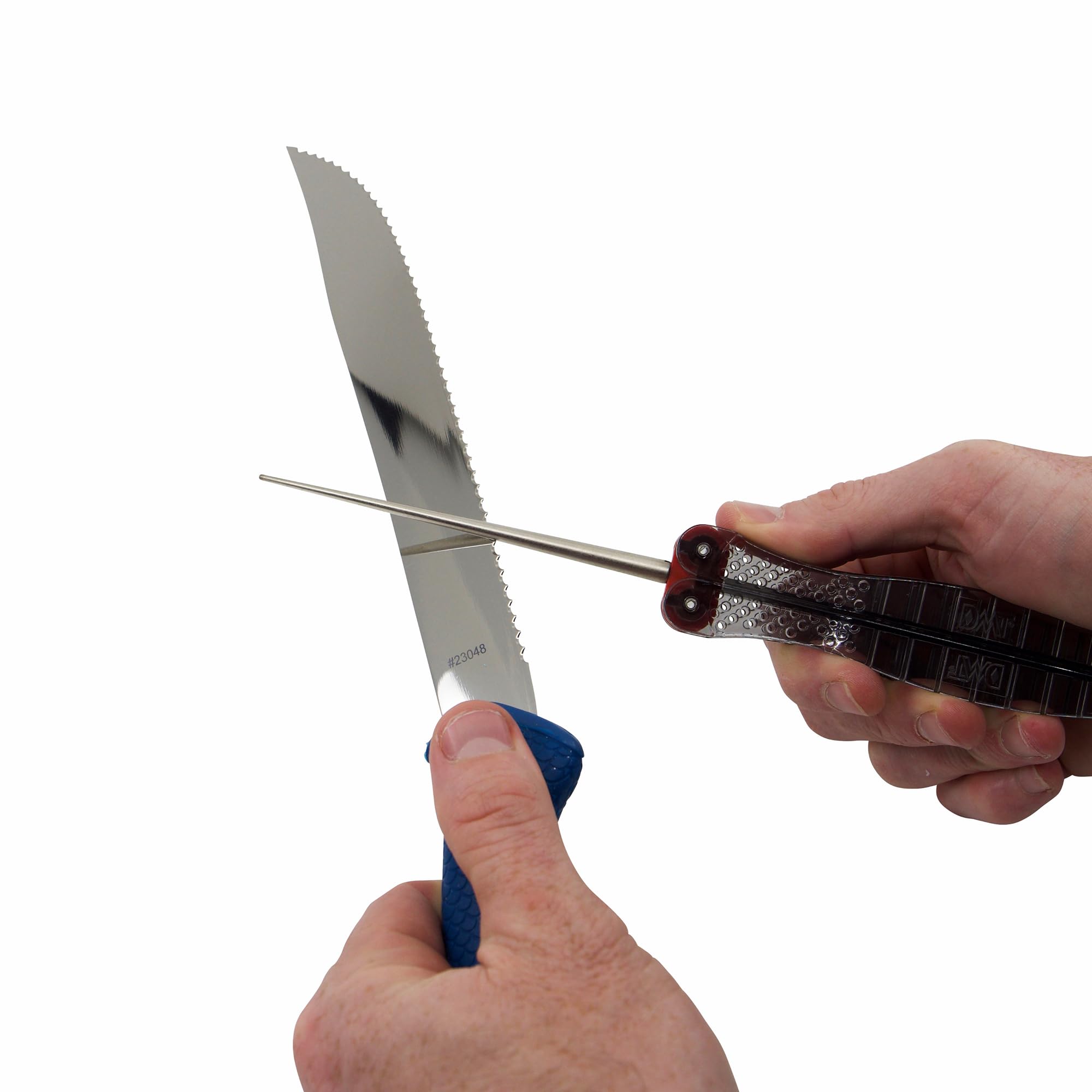 DMT Diafold sharpening a serrated knife for restored cutting performance