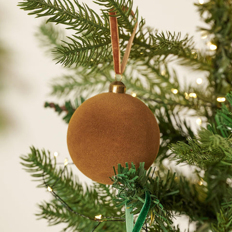 DN DECONATION close-up of flocked velvet texture highlighting soft finish and visual depth