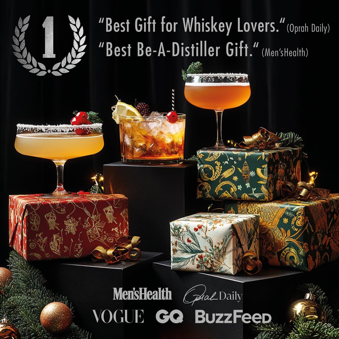 DO YOUR WHISKY lifestyle tasting setup with glassware demonstrating gifting appeal