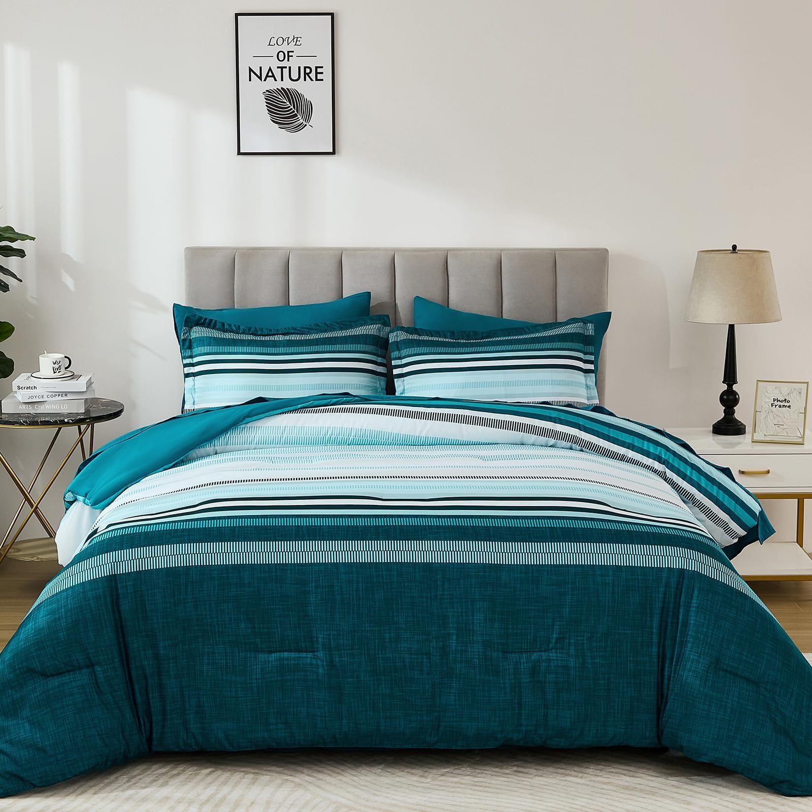 Dobuyly microfiber close-up reveals soft texture and durable weave for comfortable sleep