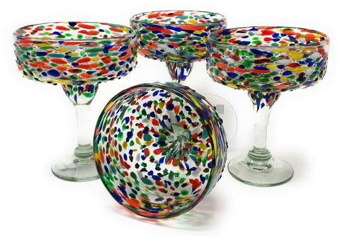 Dos Sueños front view of four-glass set showing festive confetti and eco-friendly appeal