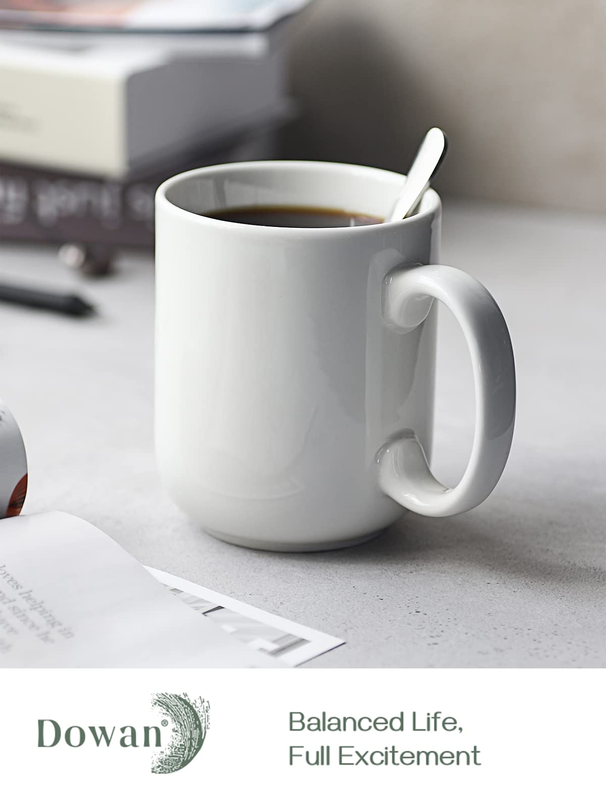 DOWAN large handle detail demonstrating comfortable grip and secure hold
