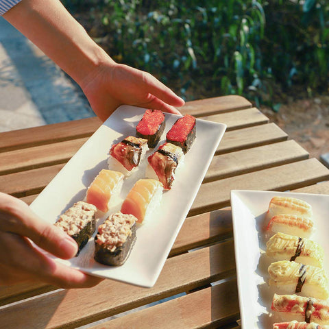 DOWAN platter inside oven to show oven-safe convenience benefit