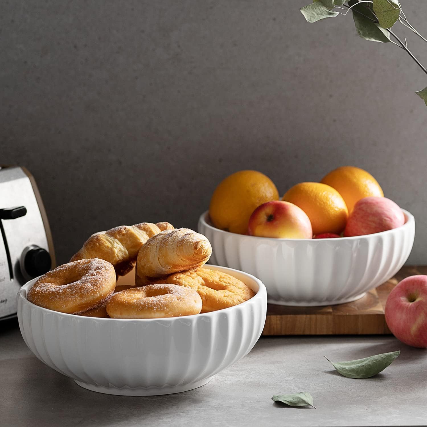 DOWAN bowl held in hand demonstrates scale and easy handling
