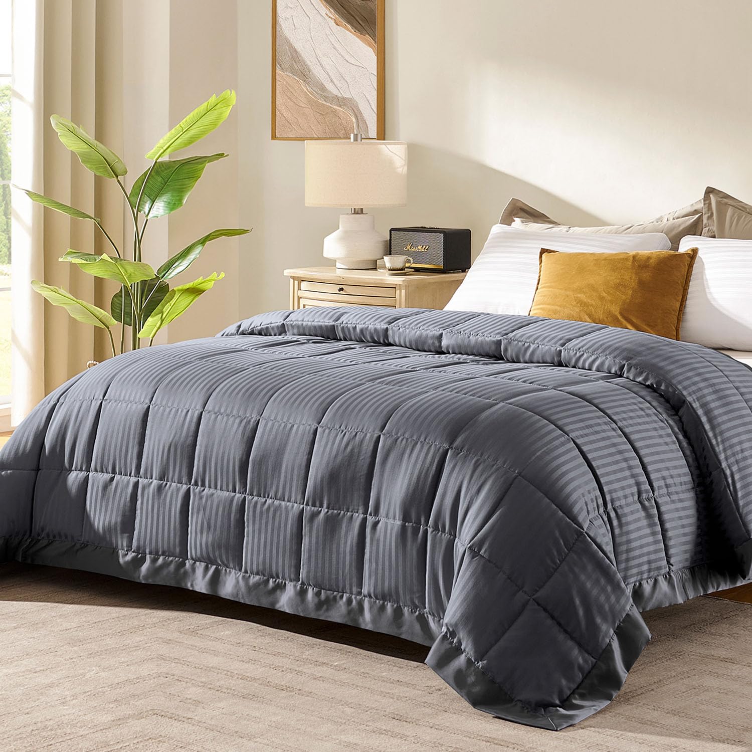 downluxe king blanket front view showing full king coverage and neat finish