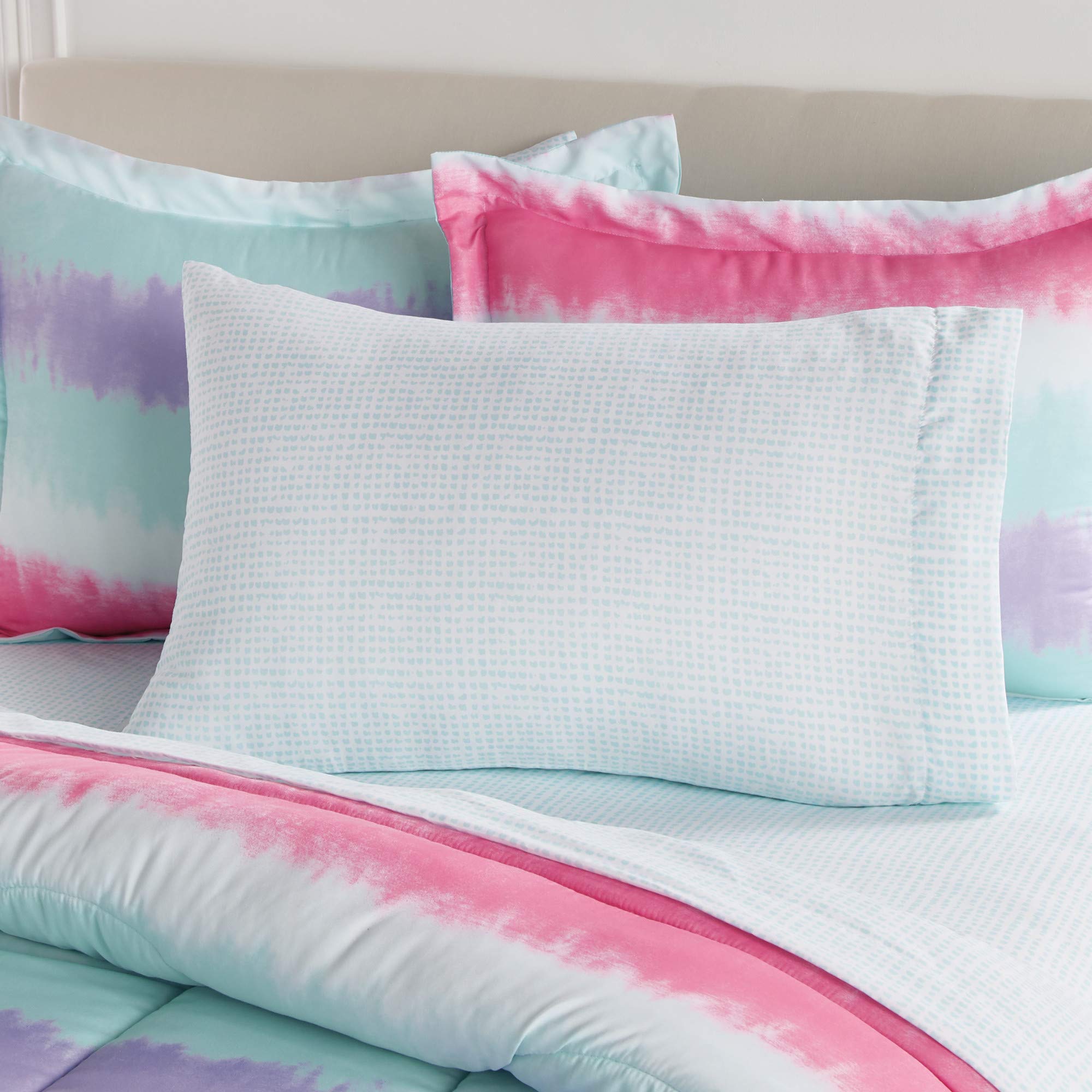 dream FACTORY twin bed size comparison showing comforter dimensions and real-scale fit benefits