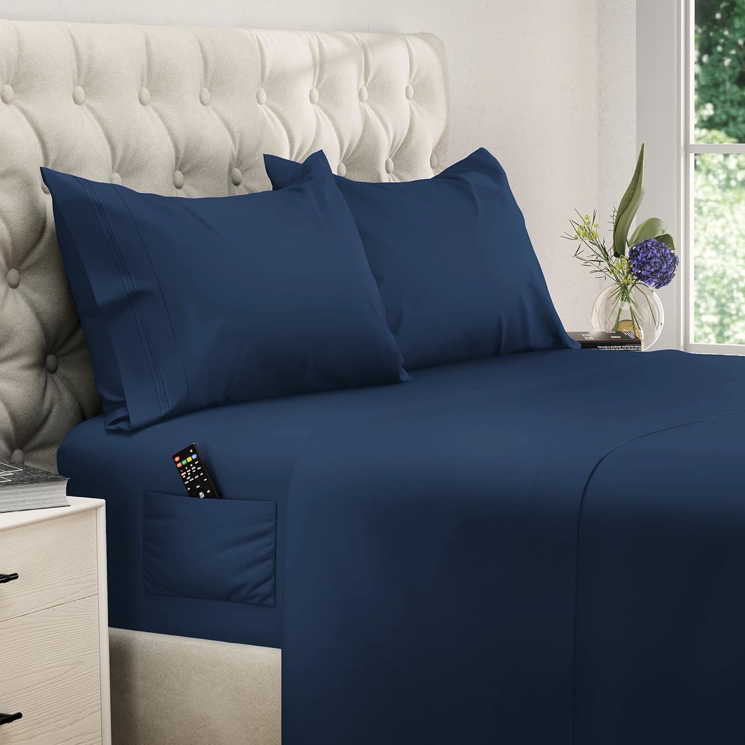 DREAMCARE front packaging showing navy blue set and benefits