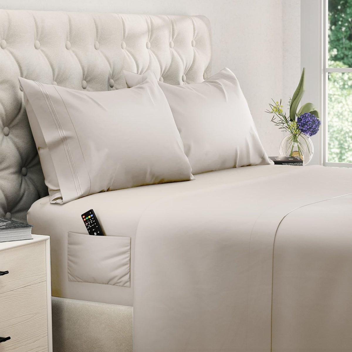 DREAMCARE front packaging showing king size set and beige color benefits softness