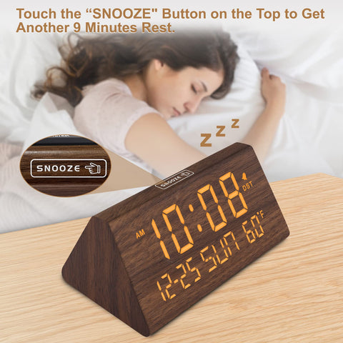 DreamSky top snooze button image showing tap control for easy nine-minute snooze