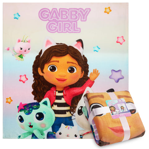 DREAMWORKS GABBY'S DOLLHOUSE front view blanket on bed shows cheerful design and cozy appeal