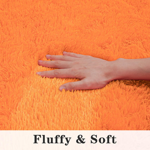 Dssimo hand pressing pile to show plush softness and rebound