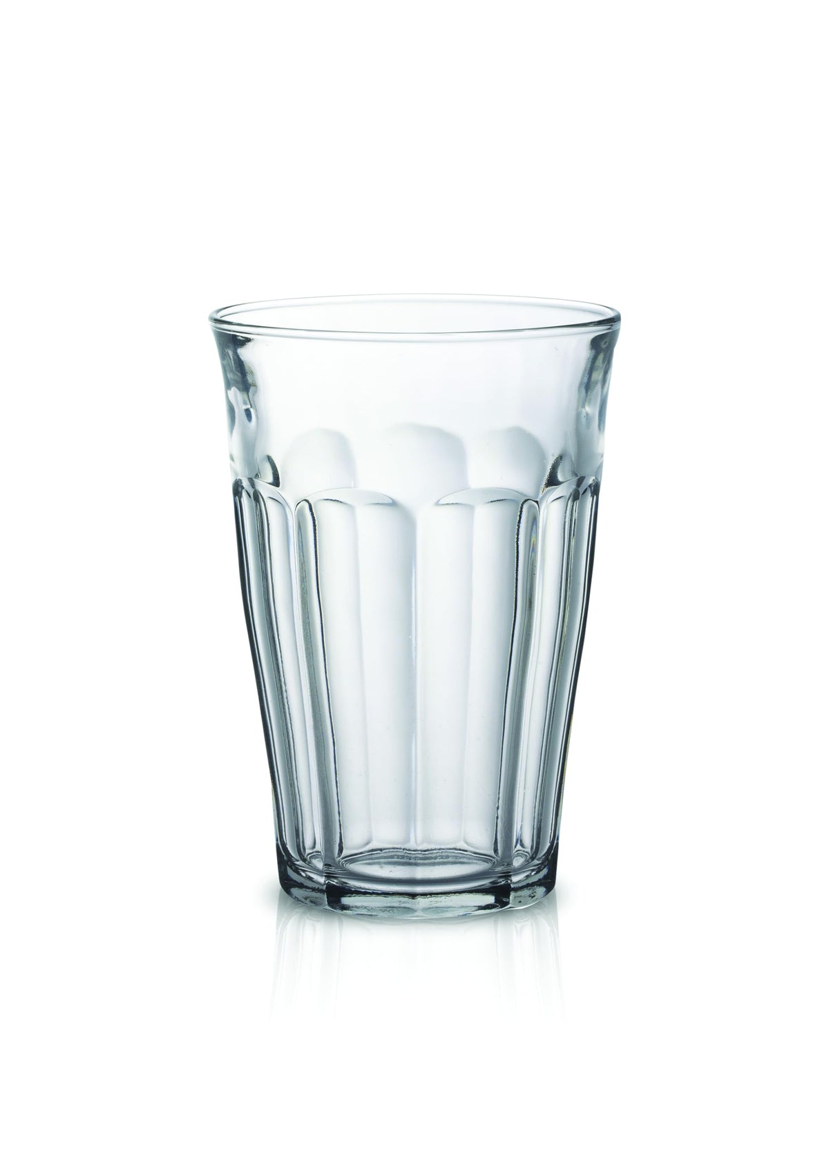 Duralex Picardie front view showing clear tumbler and faceted design benefit durability