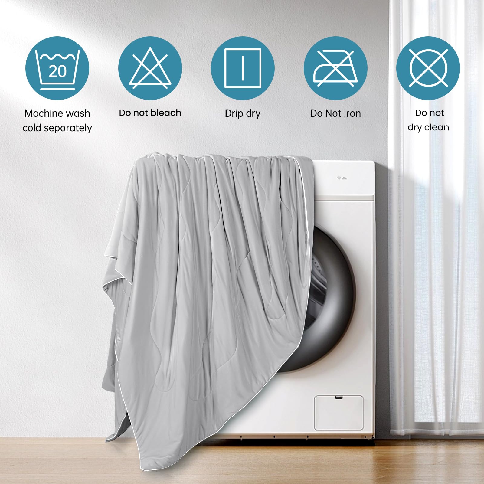 EASELAND comforter with dog on couch illustrating pet-friendly, snag-resistant benefit