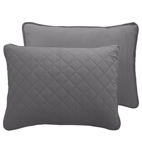 Easy-Going sham detail showing stitching and zipper for neat pillow fit and lasting finish