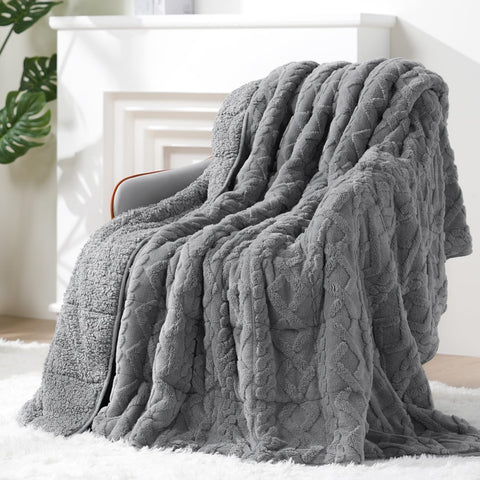 Eazfy Pro front view showing full blanket and neat fold for easy storage benefit