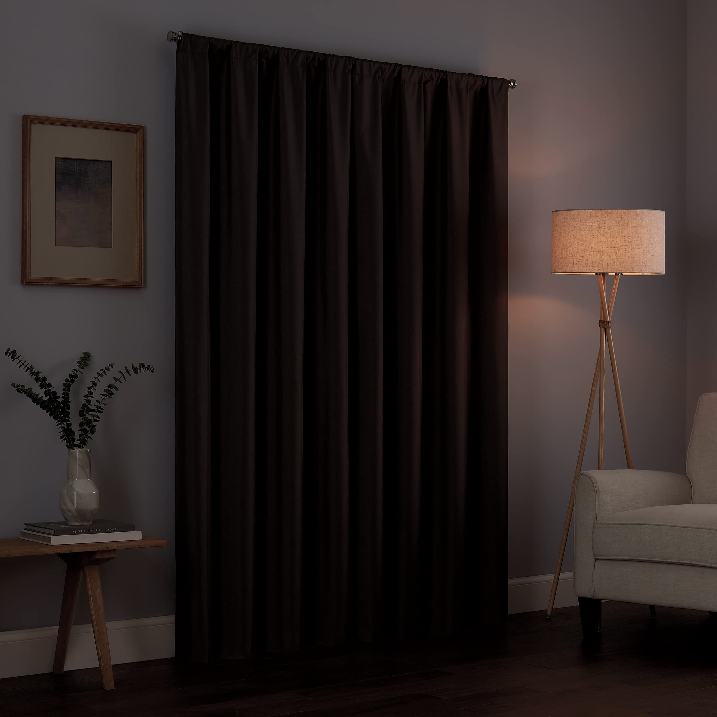 Eclipse Kendall in media-room setting improving viewing comfort benefit