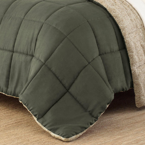 Eddie Bauer Sherpa reverse close-up showcasing plush texture for extra softness and insulation