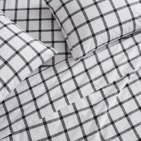 Eddie Bauer fitted sheet elastic and deep pocket detail for secure mattress fit