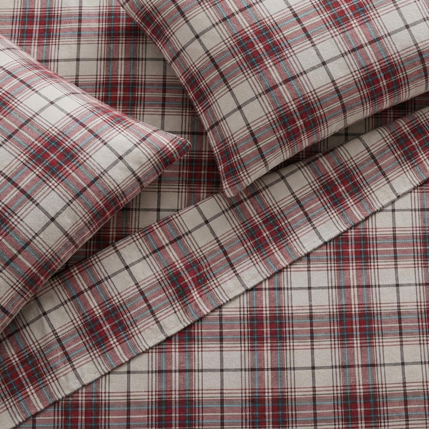 Eddie Bauer fitted sheet elastic detail demonstrating secure fit and anti-slip benefit